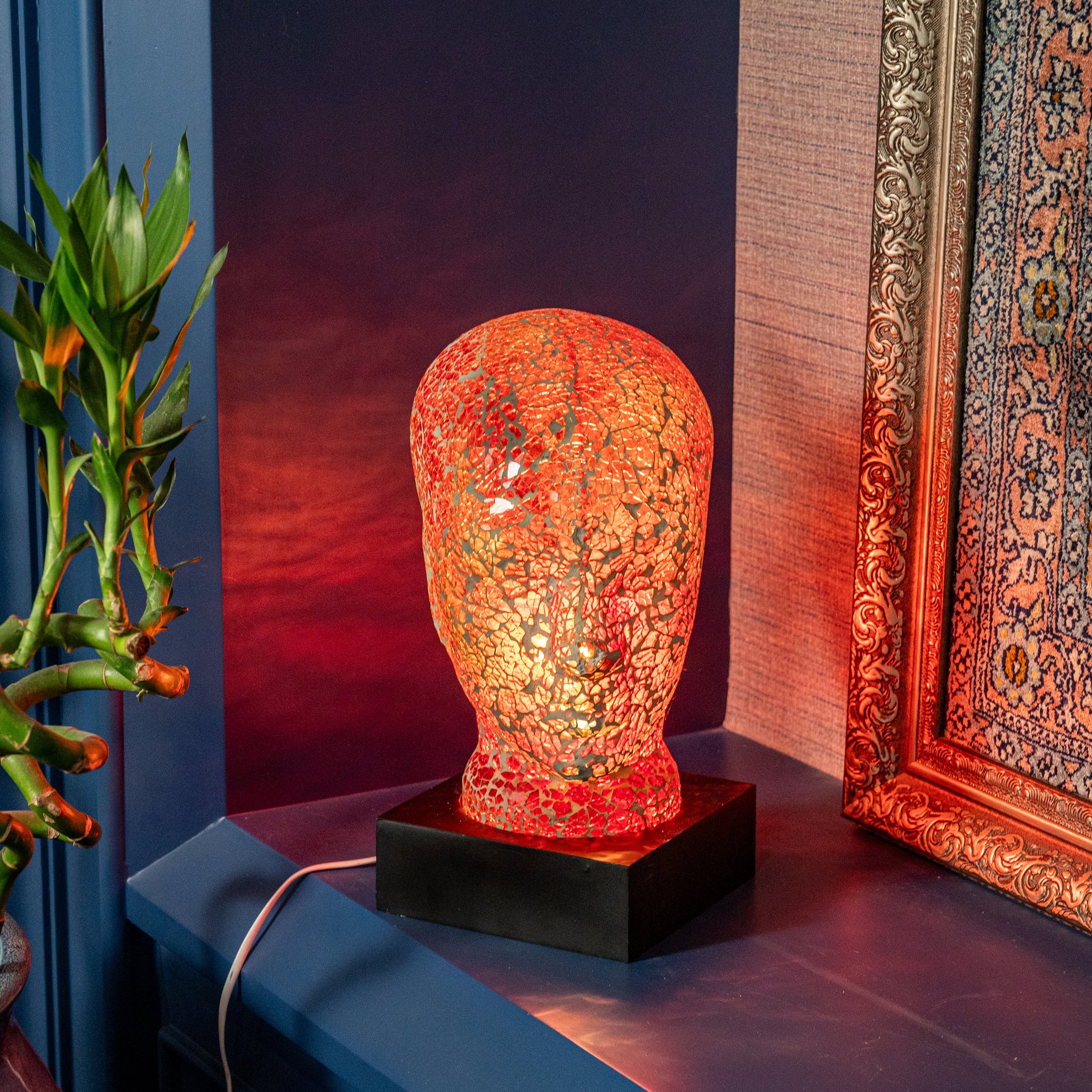 Handcrafted vs. Mass-Produced: Why Luxury Home Décor Matters