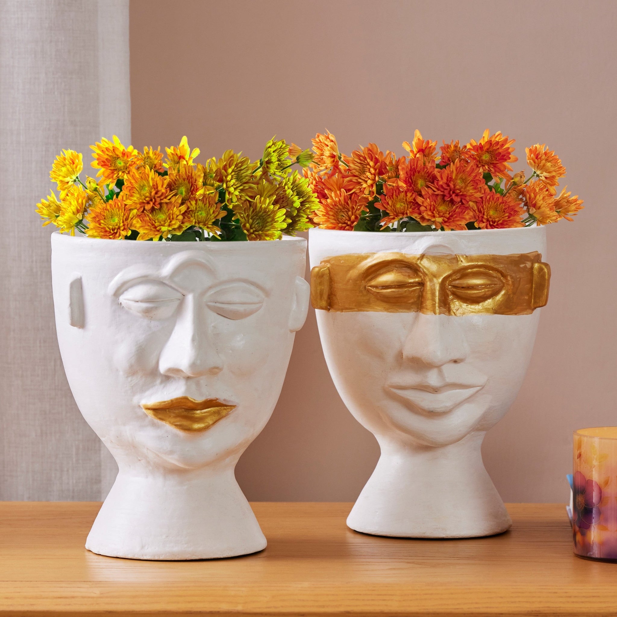 PERLA - TERRACOTA FACE VASE
