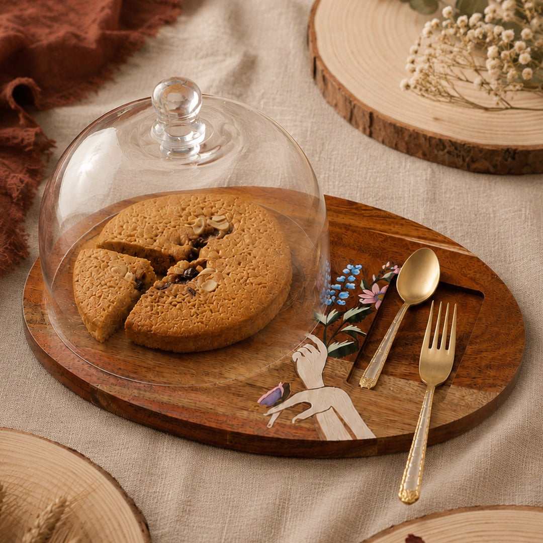 Aurela - Handmade Platter With Cloche