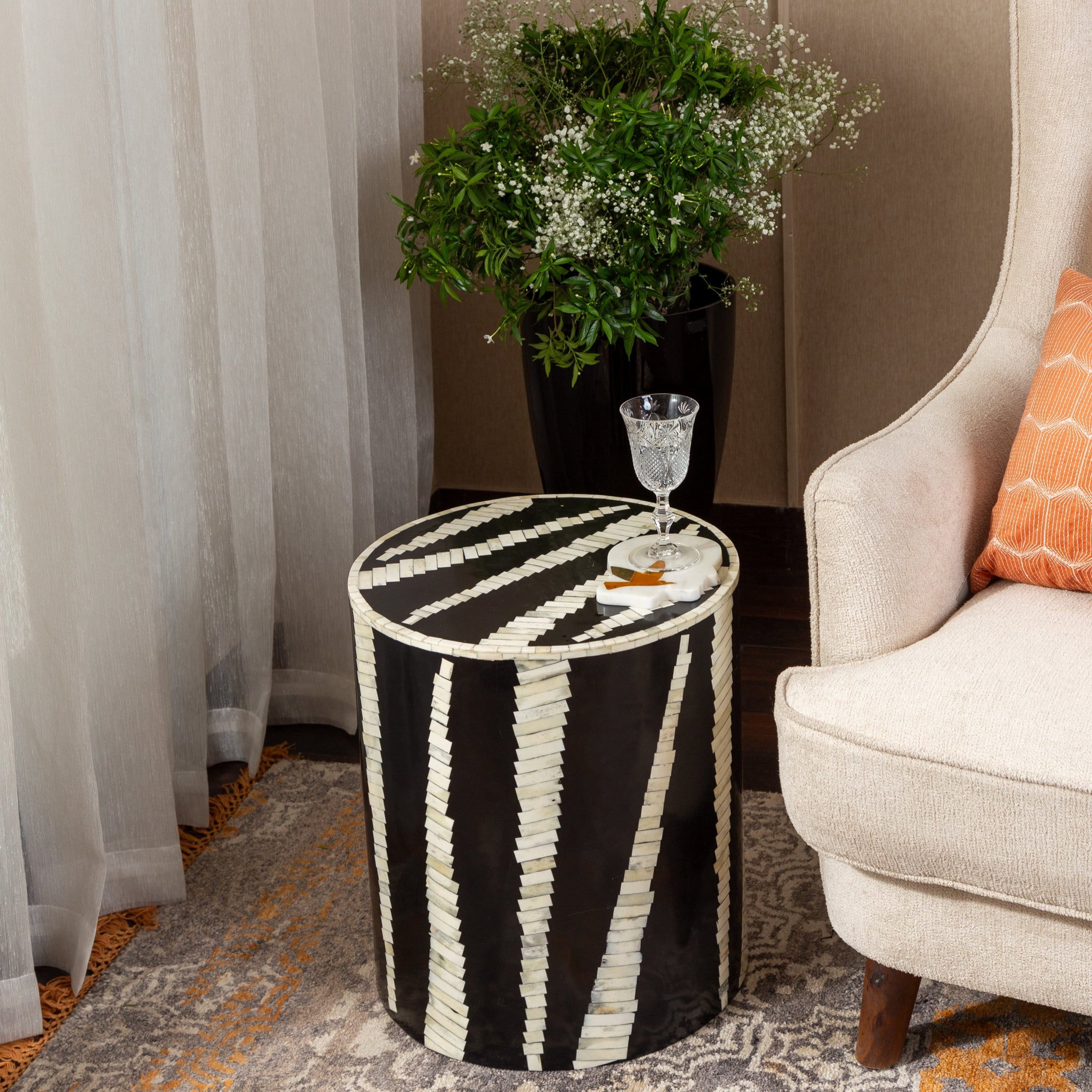 MONOCHROME - IVORY BLACK INLAY ACCENT TABLE