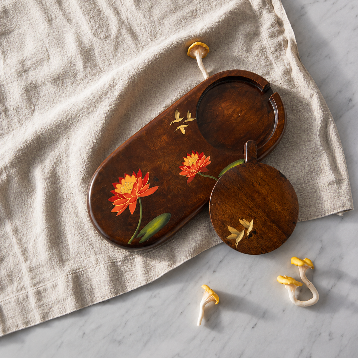 Mulier – Handpainted Multiuse Platter & Coaster Set