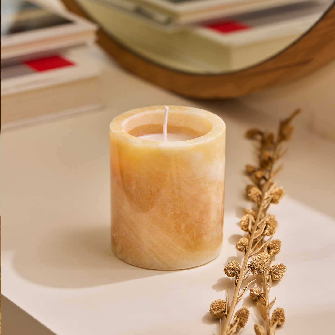Marbeoa - Handmade Onyx Stone Candle