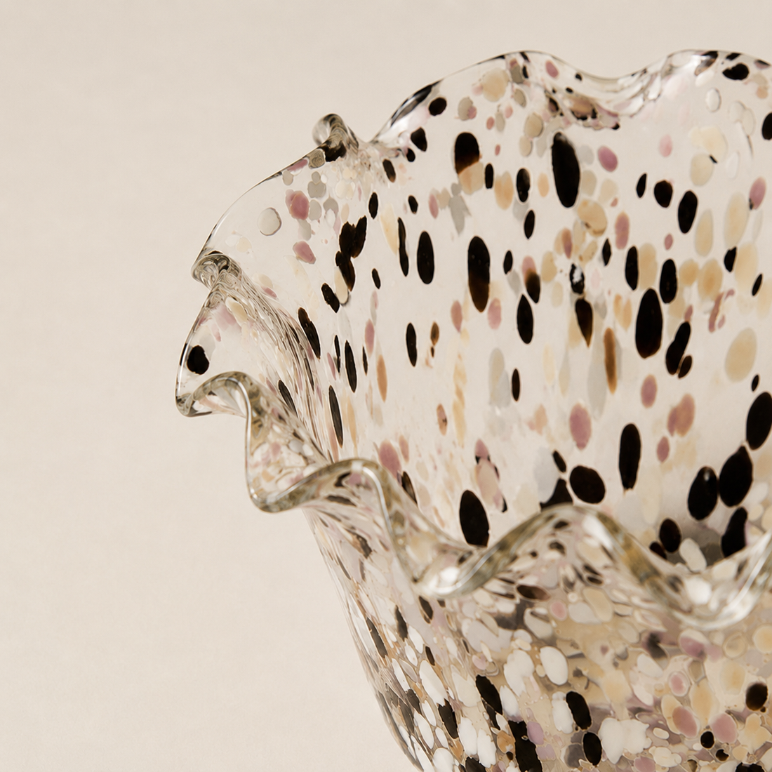 Clara  – Handblown Glass Bowl