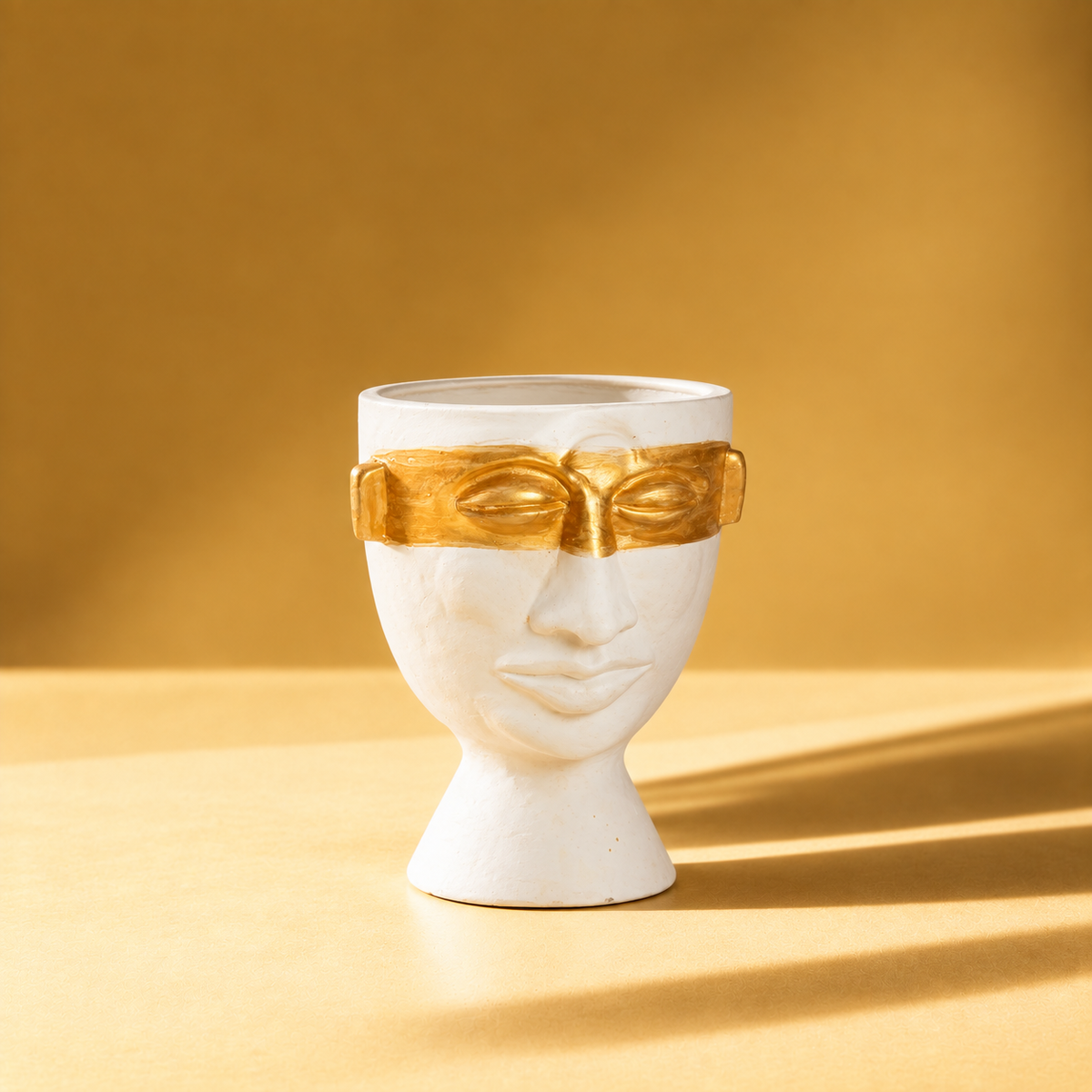 PERLA - TERRACOTA FACE VASE