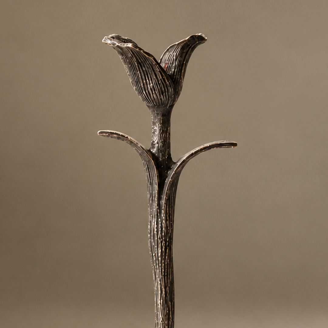 TULIP CANDLE STAND
